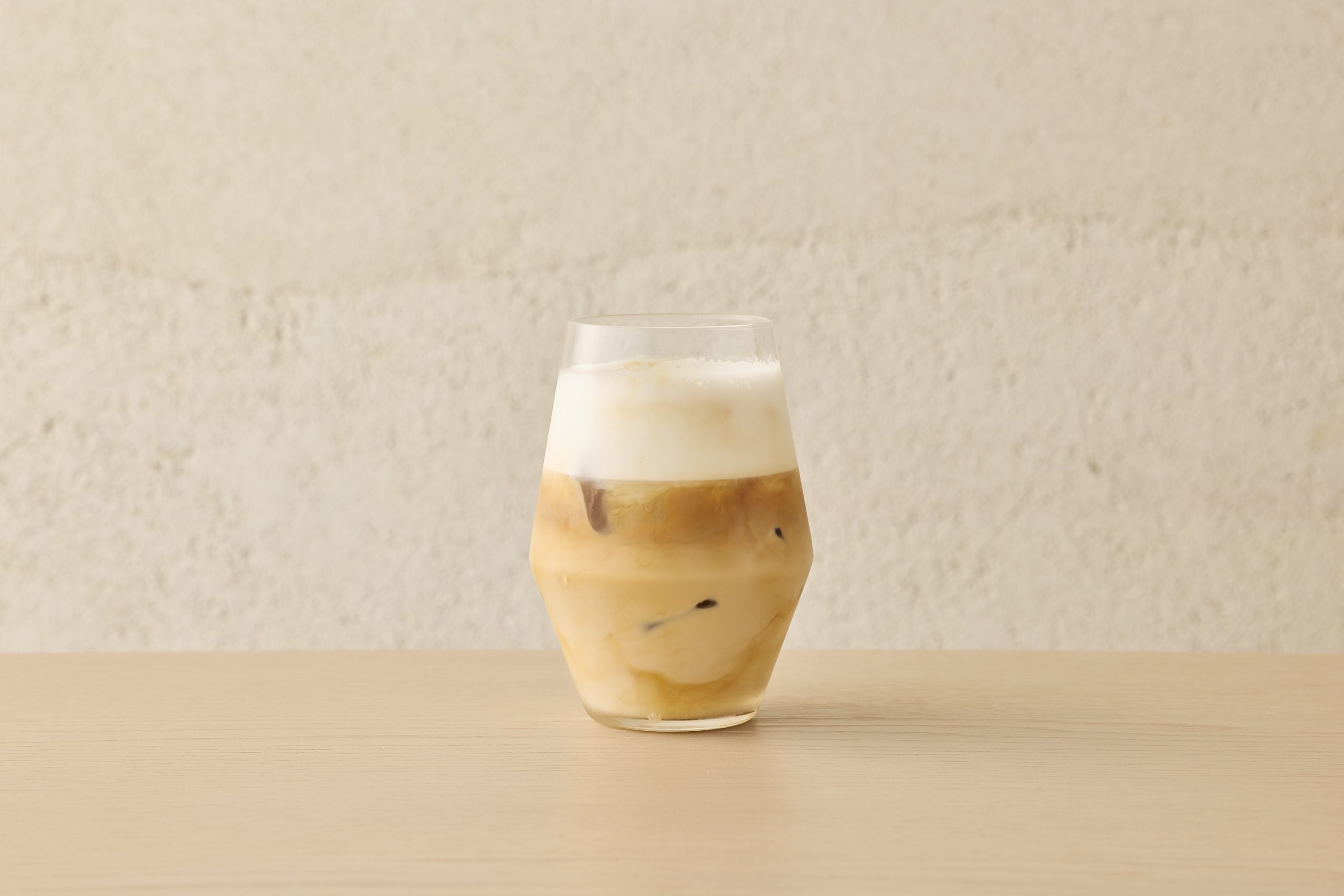よつ葉の贅沢アイスカフェラテ