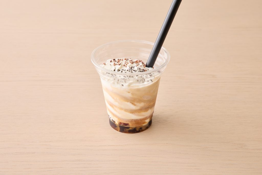 少しビターなミルクコーヒーシェイク
